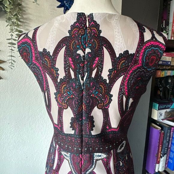 Sandra Darren Size 6 Beige multicolor paisley print sheath dress - Picture 7 of 8